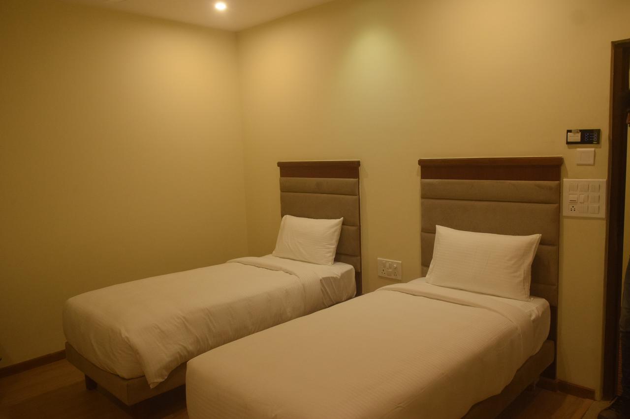 Hotel Avalon Inn Ambikāpur 외부 사진
